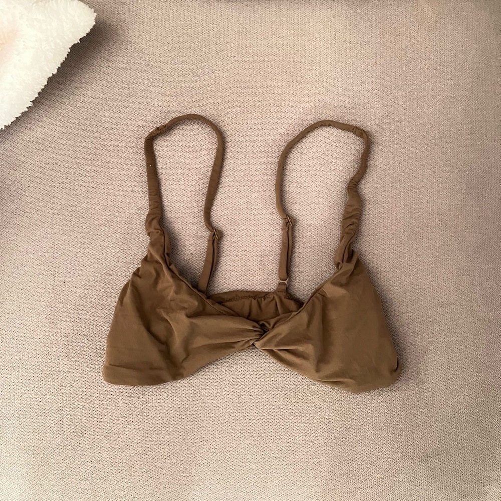 skims skimpy scoop bralette